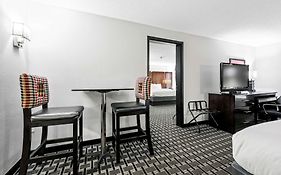 Comfort Suites Bypass Williamsburg